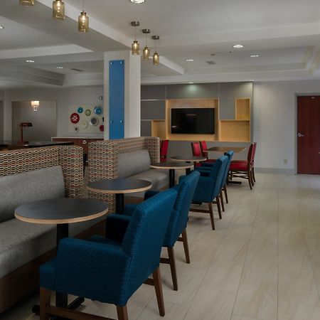 Holiday Inn Express Lawrence By Ihg Kültér fotó