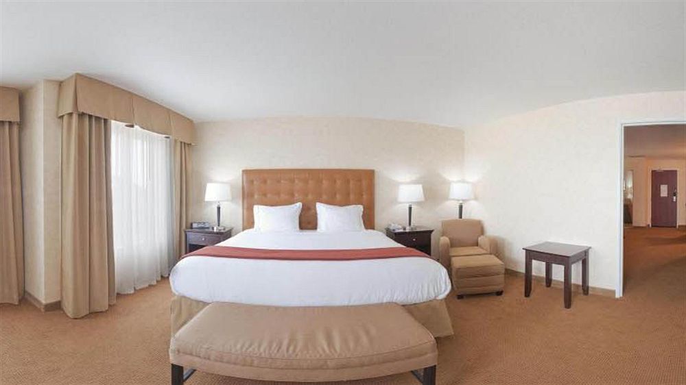 Holiday Inn Express Lawrence By Ihg Kültér fotó