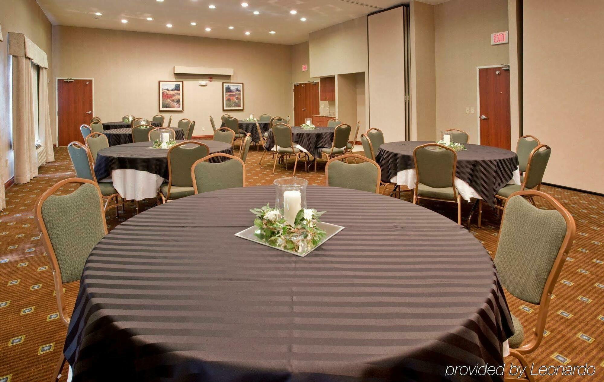 Holiday Inn Express Lawrence By Ihg Kültér fotó